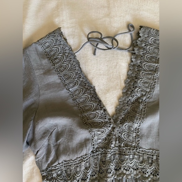 Everyday Chic Boutique Dress - Picture 3 of 8